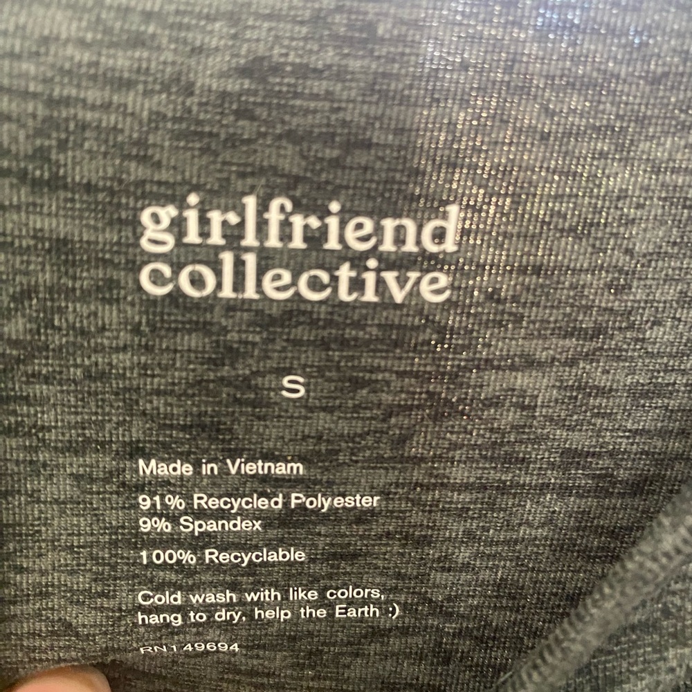 Girlfriend Collective Charcoal Long Sleeve Athletic Maternity Top Size Small - Picture 4 of 6